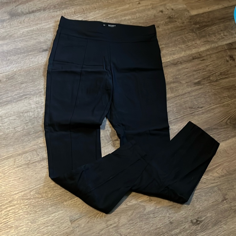 Skinny Business Casual Dress Pants-Black